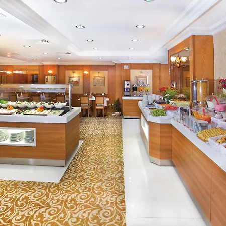 Grand Hilarium Hotel 4*
