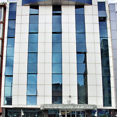 Grand Hilarium Hotel
