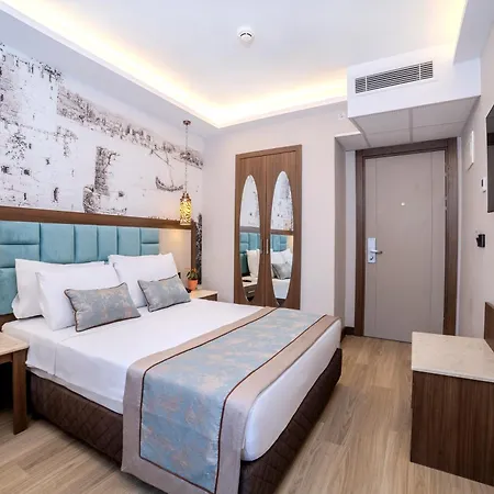 Grand Hilarium Hotel