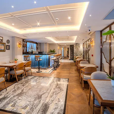 Hotel Grand Hilarium