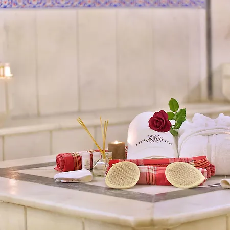 Grand Hilarium Hotel 4*