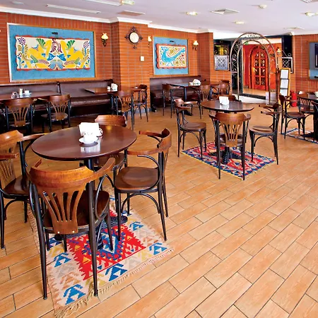 Grand Hilarium Hotel