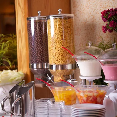 Hotel Grand Hilarium