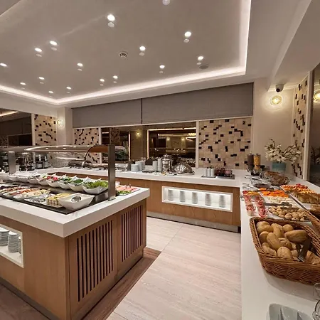 Grand Hilarium 4* Istanbul