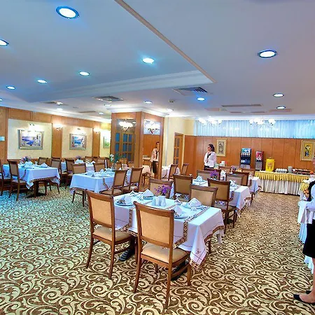 Grand Hilarium Hotel