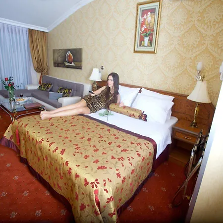 Hotel Grand Hilarium 4*