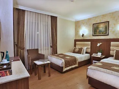 Grand Hilarium Hotel