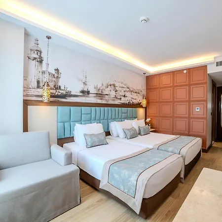 Hotel Grand Hilarium 4*