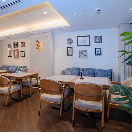 Hotel Grand Hilarium