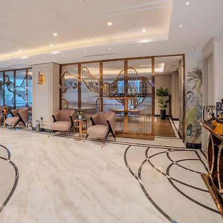 Hotel Grand Hilarium 4*