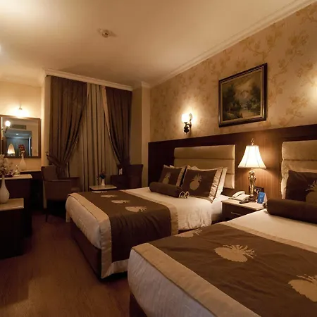 Отель Grand Hilarium 4*
