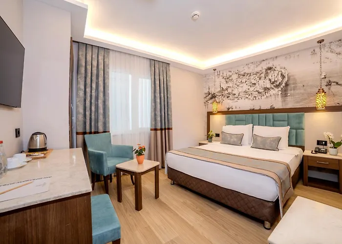 Отель Grand Hilarium 4*