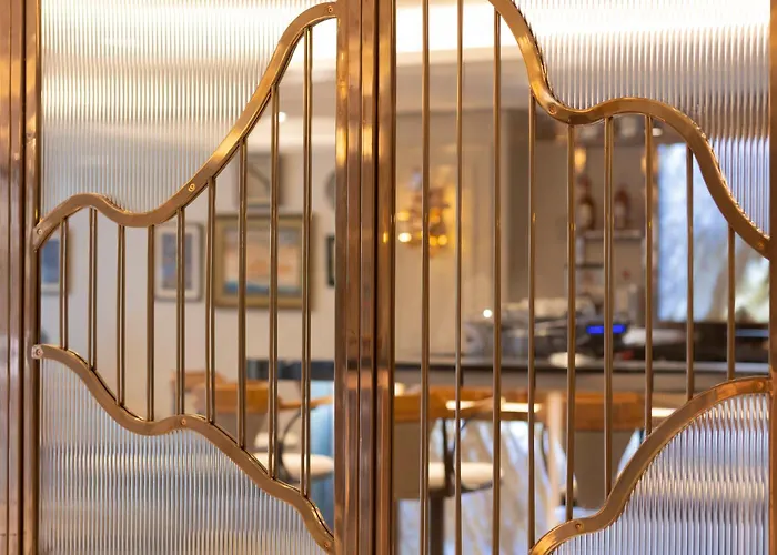 Grand Hilarium Отель