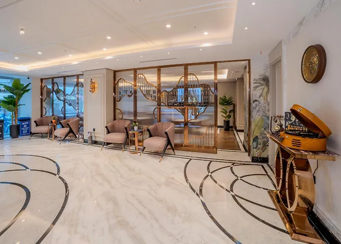 Grand Hilarium Отель 4*